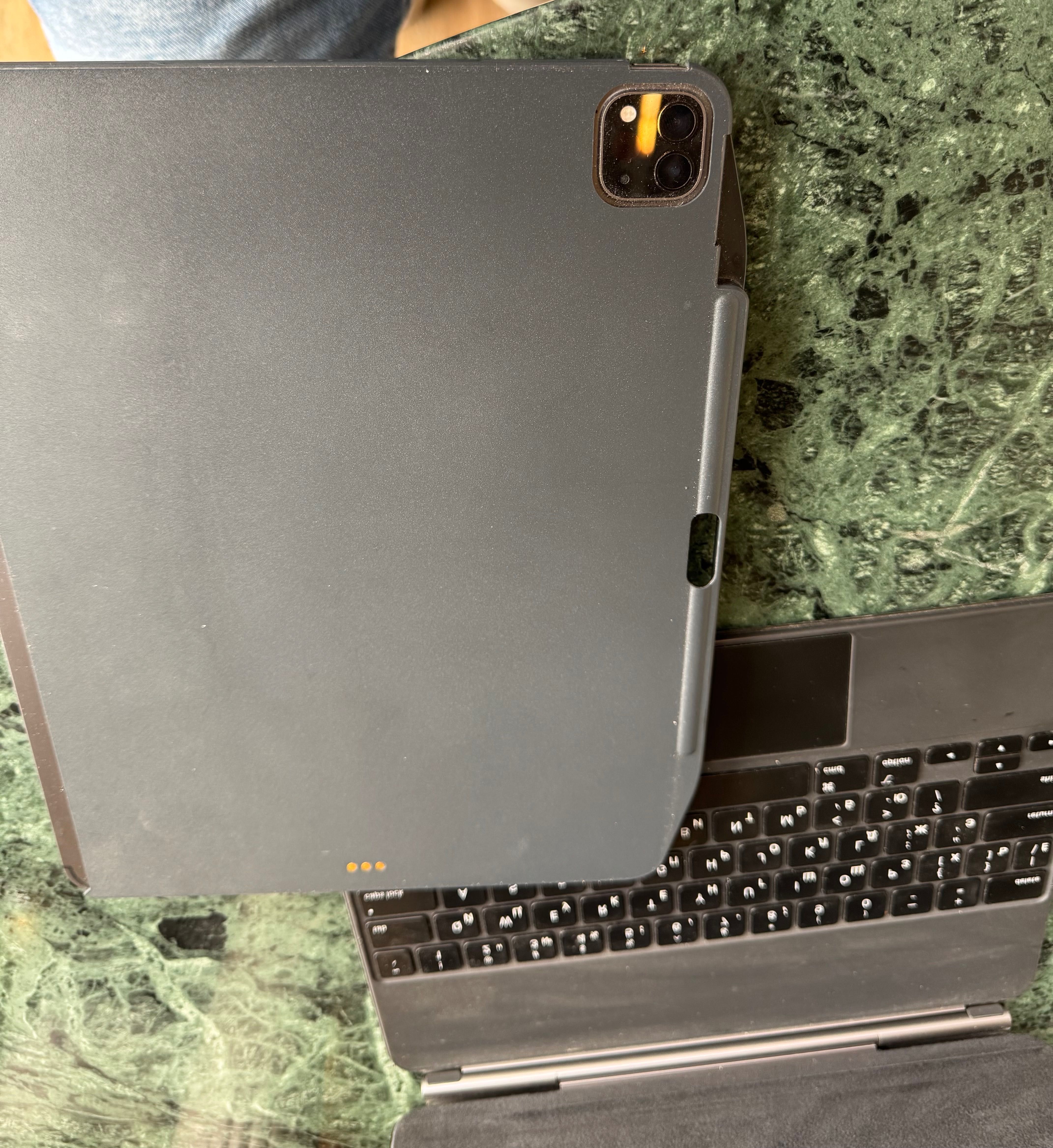 ipad pro 12.9 M1 ( 5 Gen ) + Cellular + клавиатура applemagic