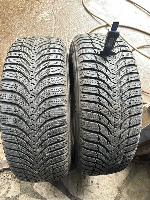 2бр. зимни гуми 215/65/15 Kumho Winter Craft WP51