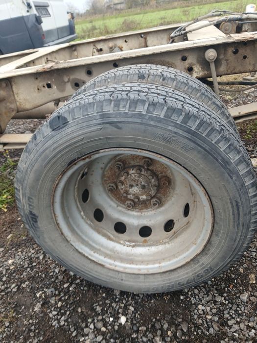 Roti cauciucuri iarna ford transit pe dublu 185/75R16C