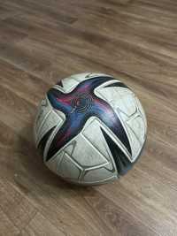 Оригинальный мяч Адидас