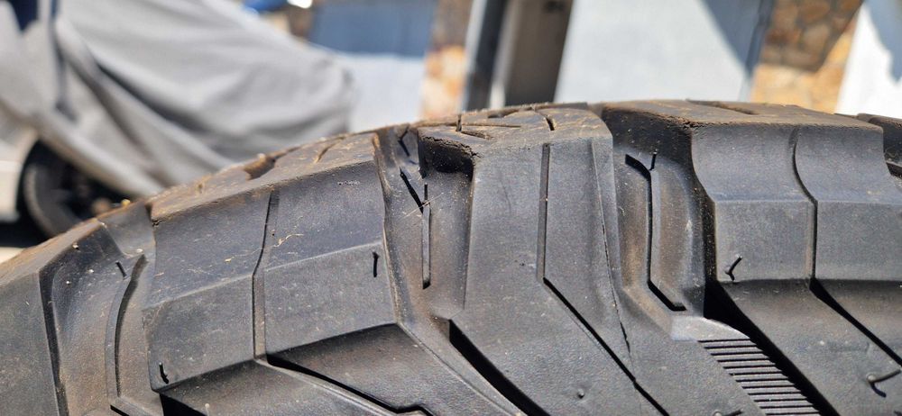 31 BFGoodrich All-Terrain T/A KO2