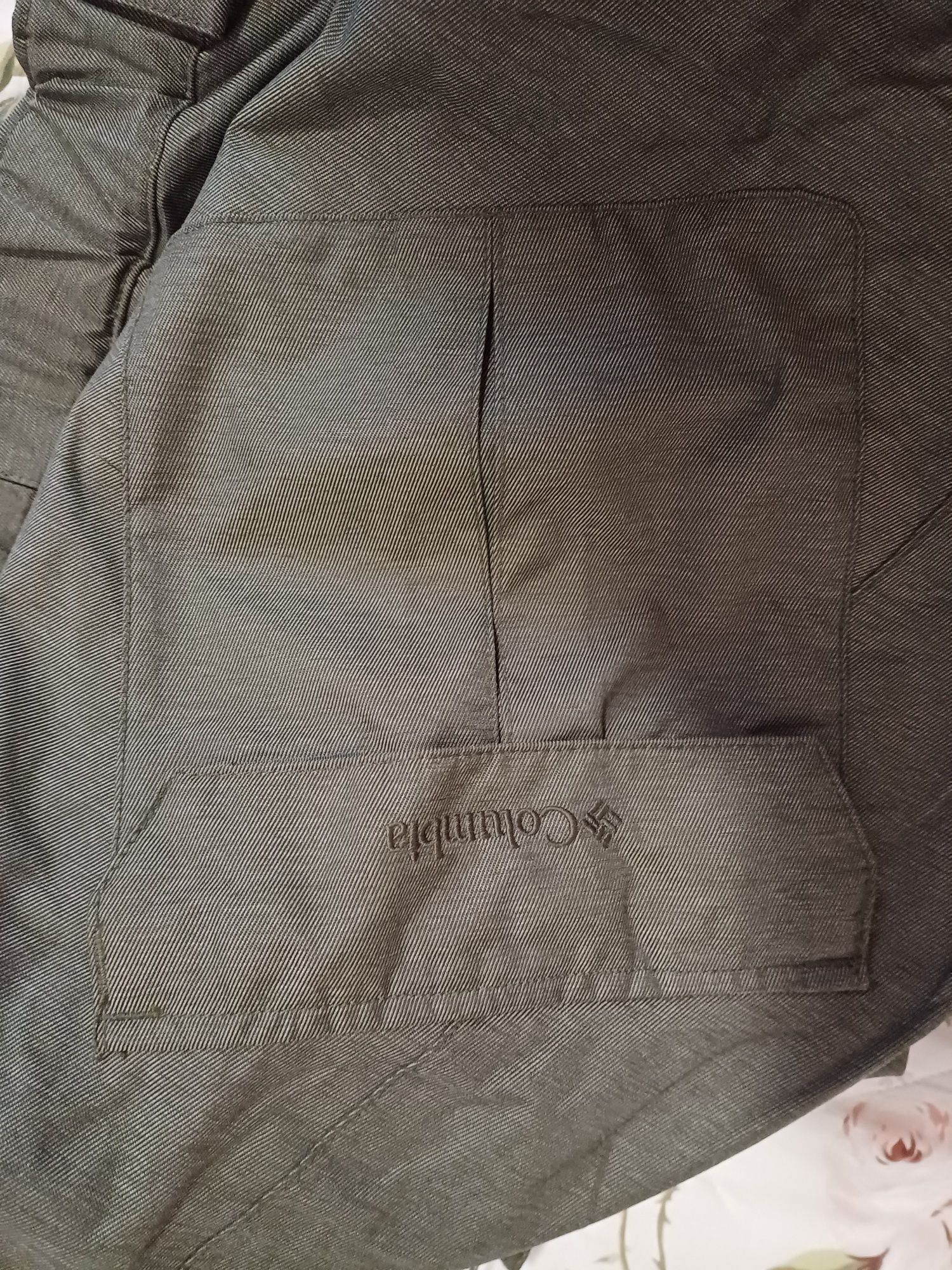 Продавам зимен панталон COLUMBIA