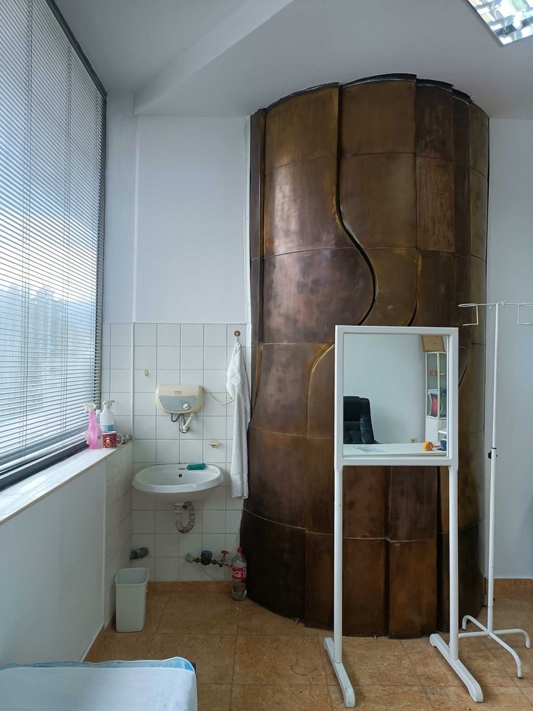 Продава се Двустаен апартамент в Смолян, Петровица - 60 кв.м за 1334 €/кв.м - Снимка #4