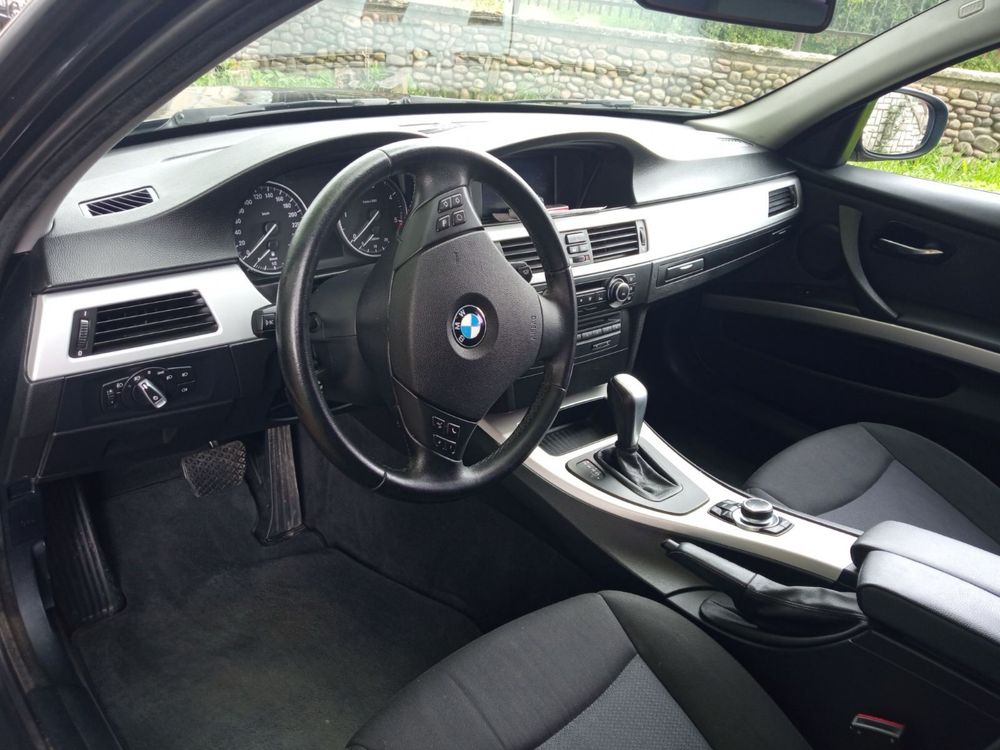 BMW 320 D E91 Facelift