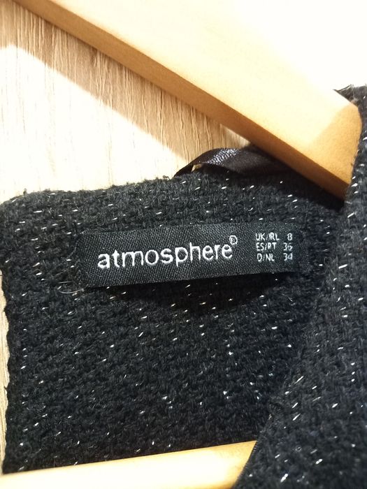 Рокля със сребърни нишки