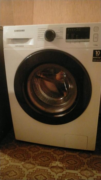 Продам стиральную машинку