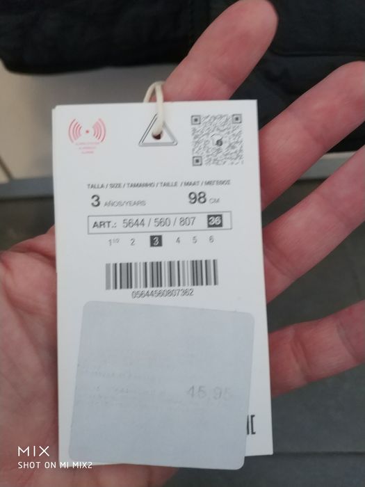 Яке Зара/Zara...