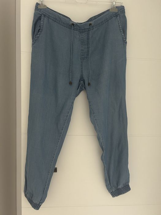 Pantaloni denim subtiri pt vara, marimea 44