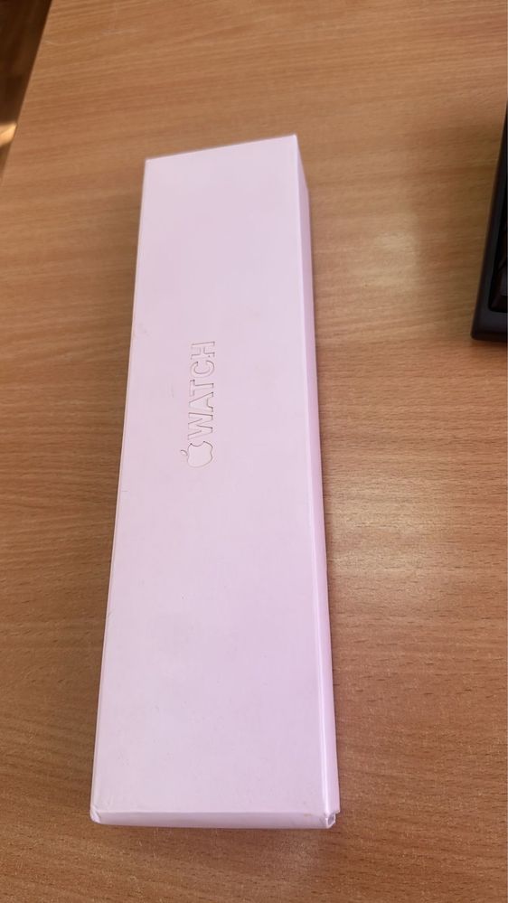 Apple Wach серого цвета