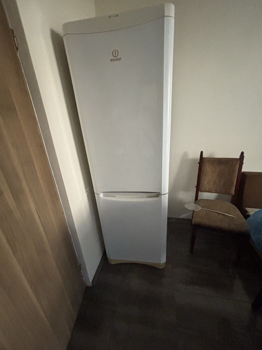Frigider Indesit