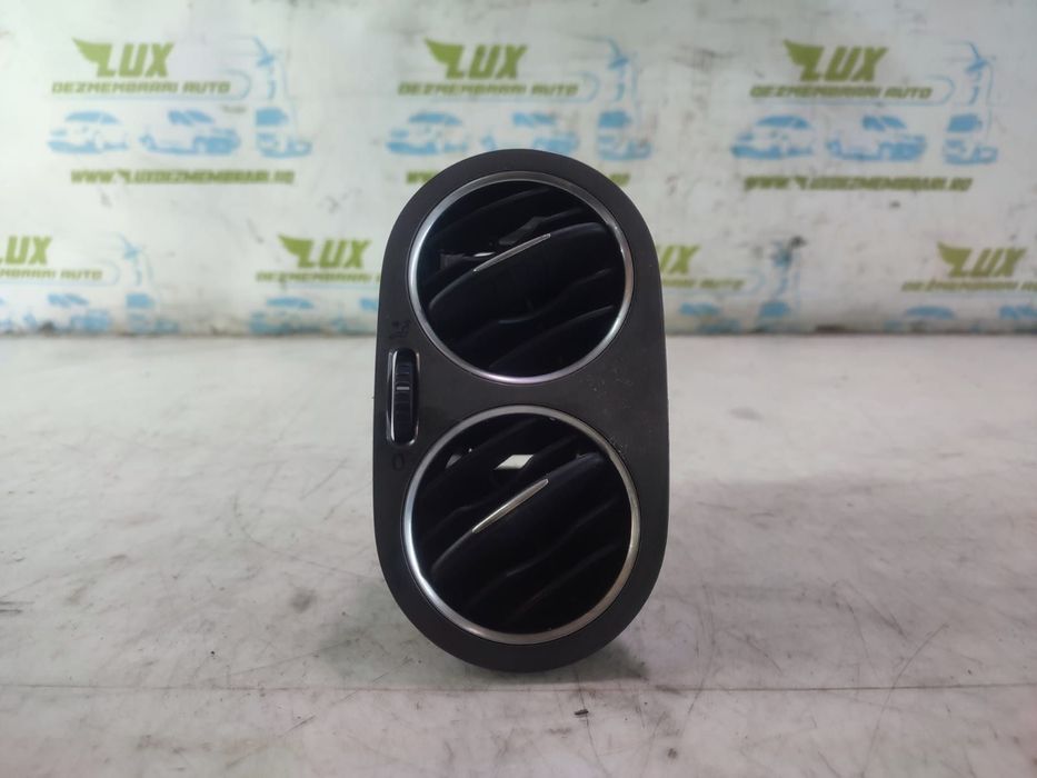 Grila ventilatie bord 5M0819710 Volkswagen VW Tiguan 1 5N [2007 - 201