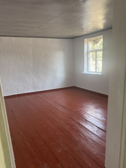 3 xonali xovli ijaraga beriladi