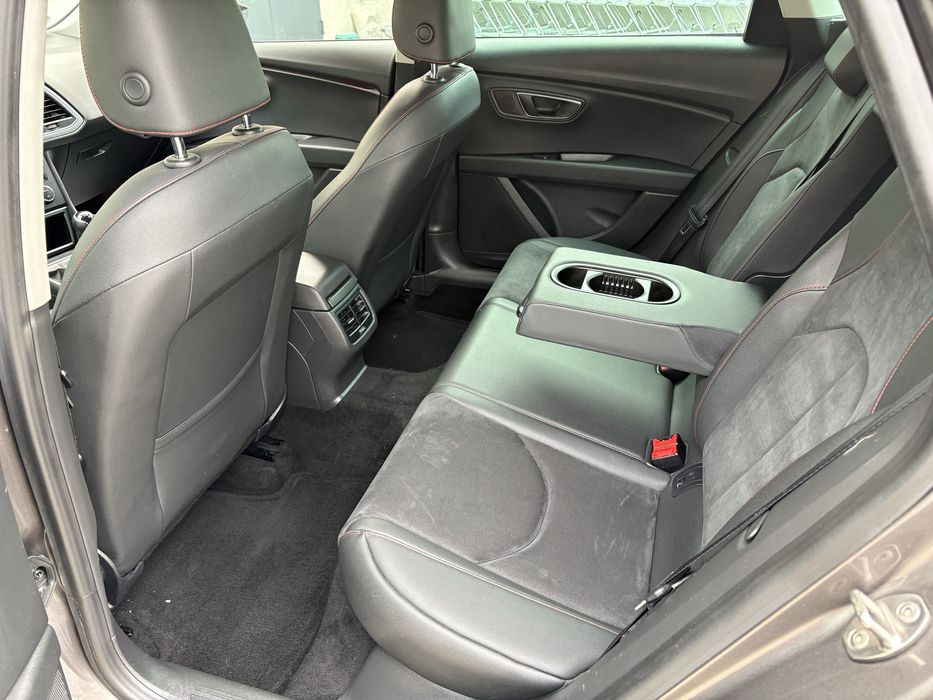 SEAT Leon ~ 2015 ~ FR ~ 2.0TDI 150CP ~ Matrix ~ LaneAssist ~ Alcantara