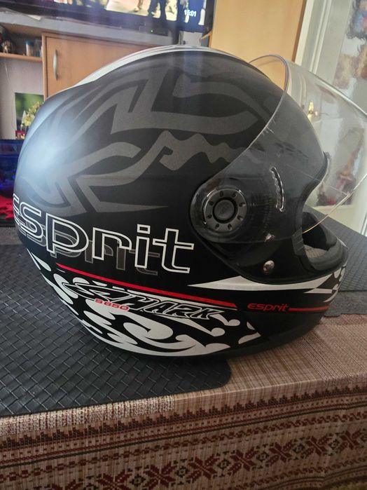 Каска за мотор SHARK