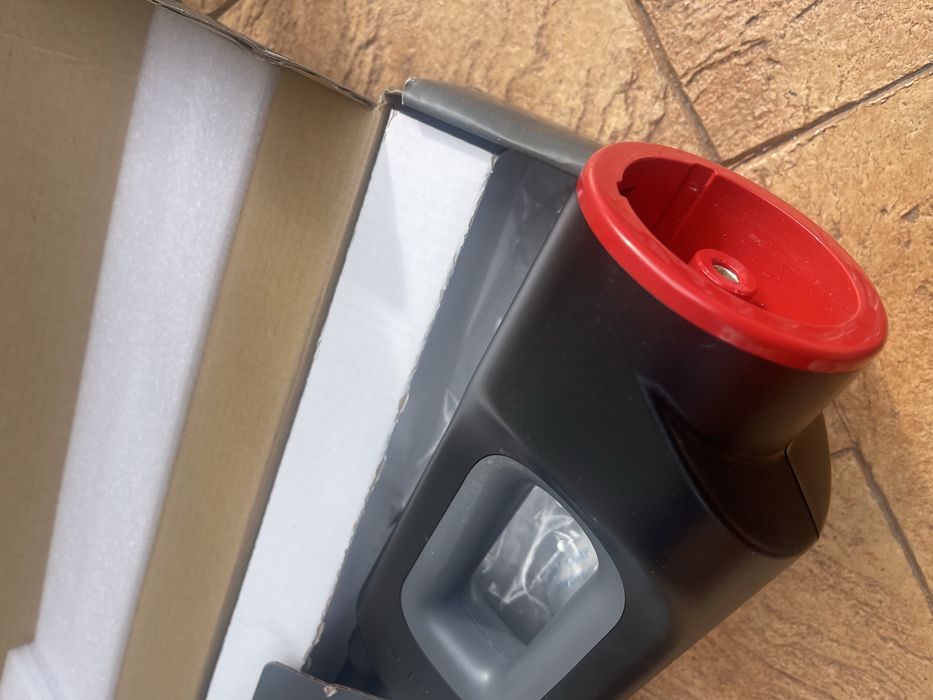 Carlig si adaptor originsle Tesla 3