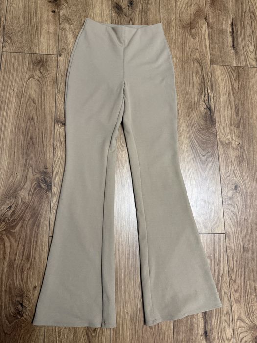 Бежов панталон М-ка
