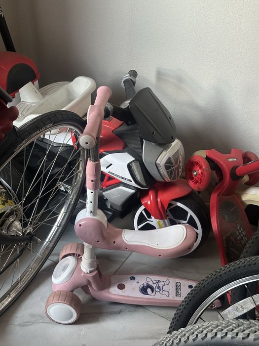 Самокат розовый, с сидушкой