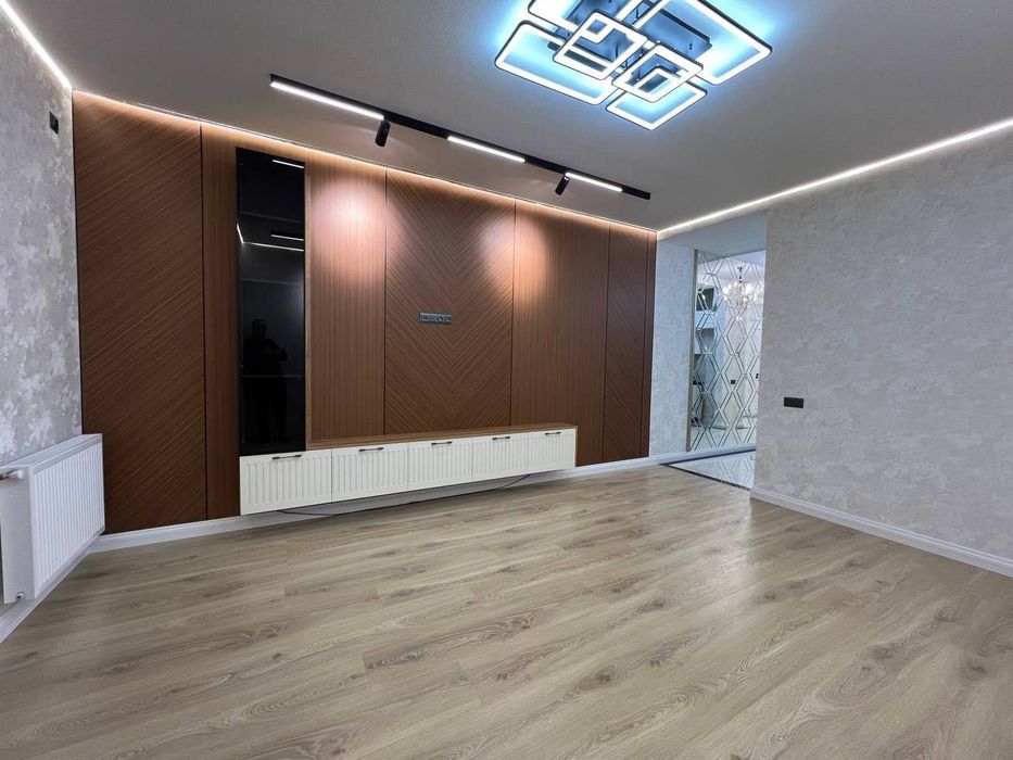 Milano Продается 3 комнатная квартира ремонт 8-роддом Яккасарай