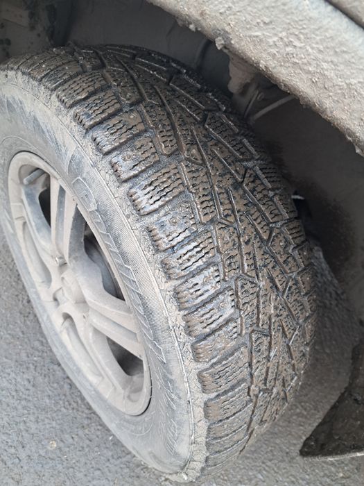 Продам шины 215×65×16