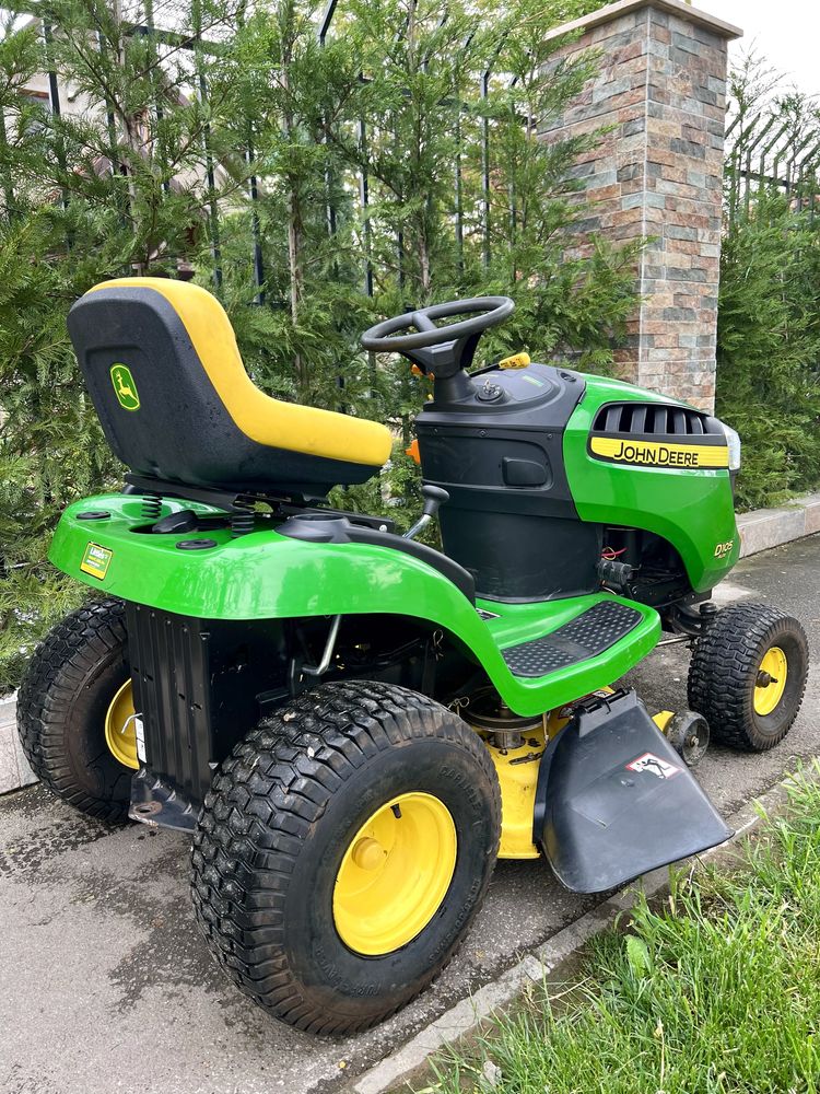 Tractoras de tuns iarba John deere BS funyirotraktor