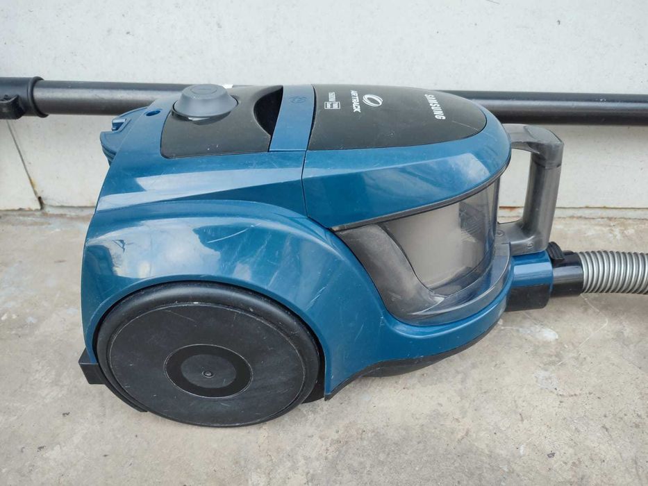 Пылесос Samsung 1600W