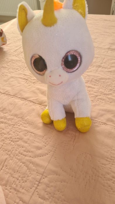 Плюшени играчки запазени