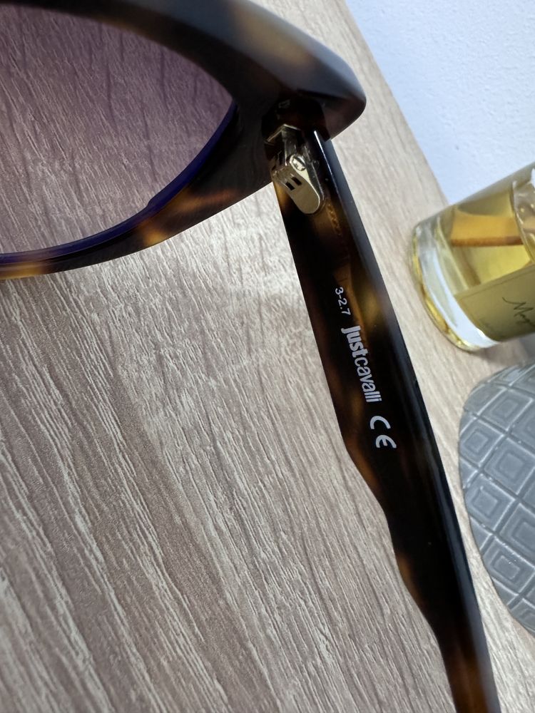 Ochelari de soare Just Cavalli