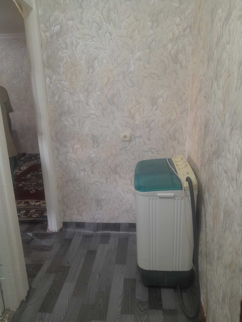 Ватнида 2 хонали квартира ижарага берилади