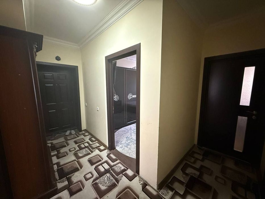 Motrid 3 etaj 2 xonali sotiladi