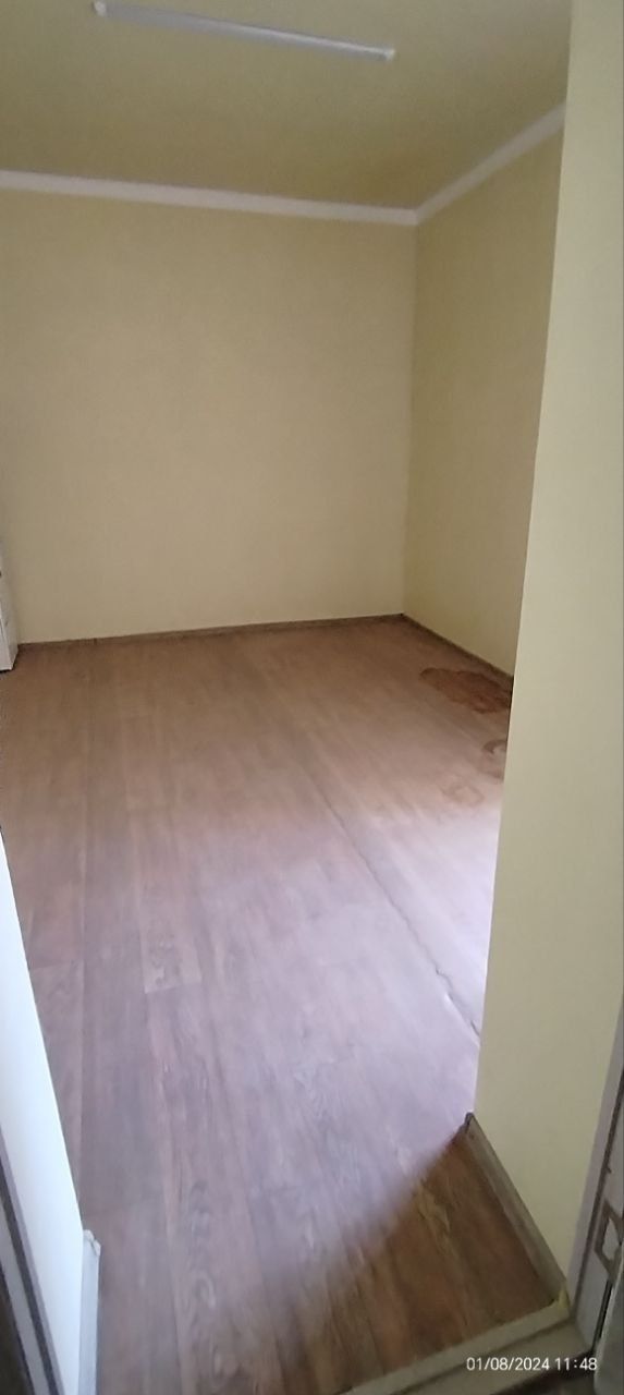 SROCHNA GARDEN HOUSEdan ofis sotiladi