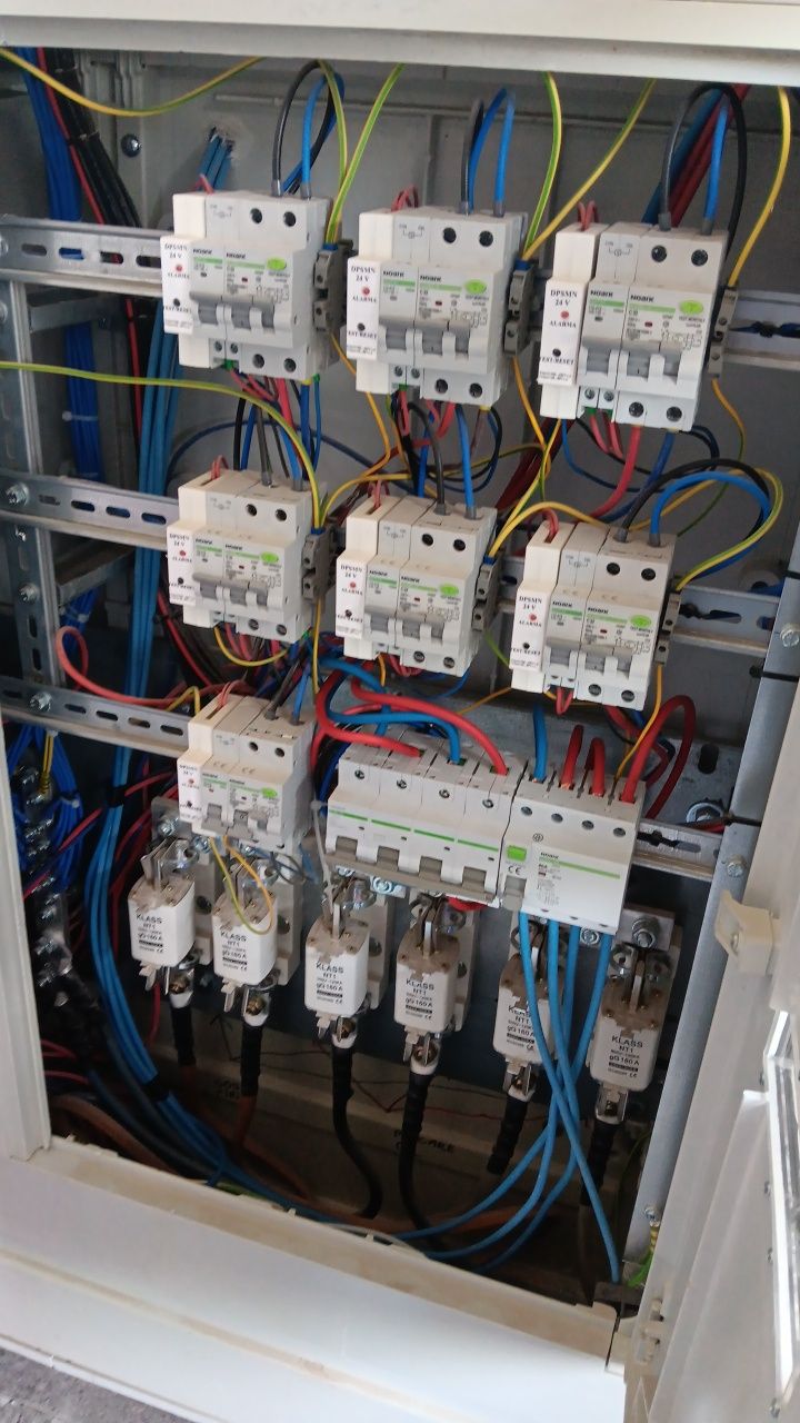 Electrician și finisaje interioare de calitate-Prețuri accesibile!