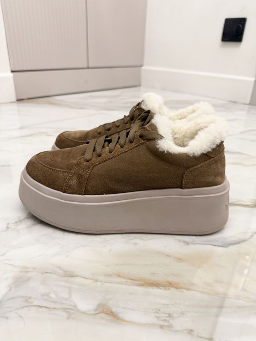 Кроссовки зимние 37 р