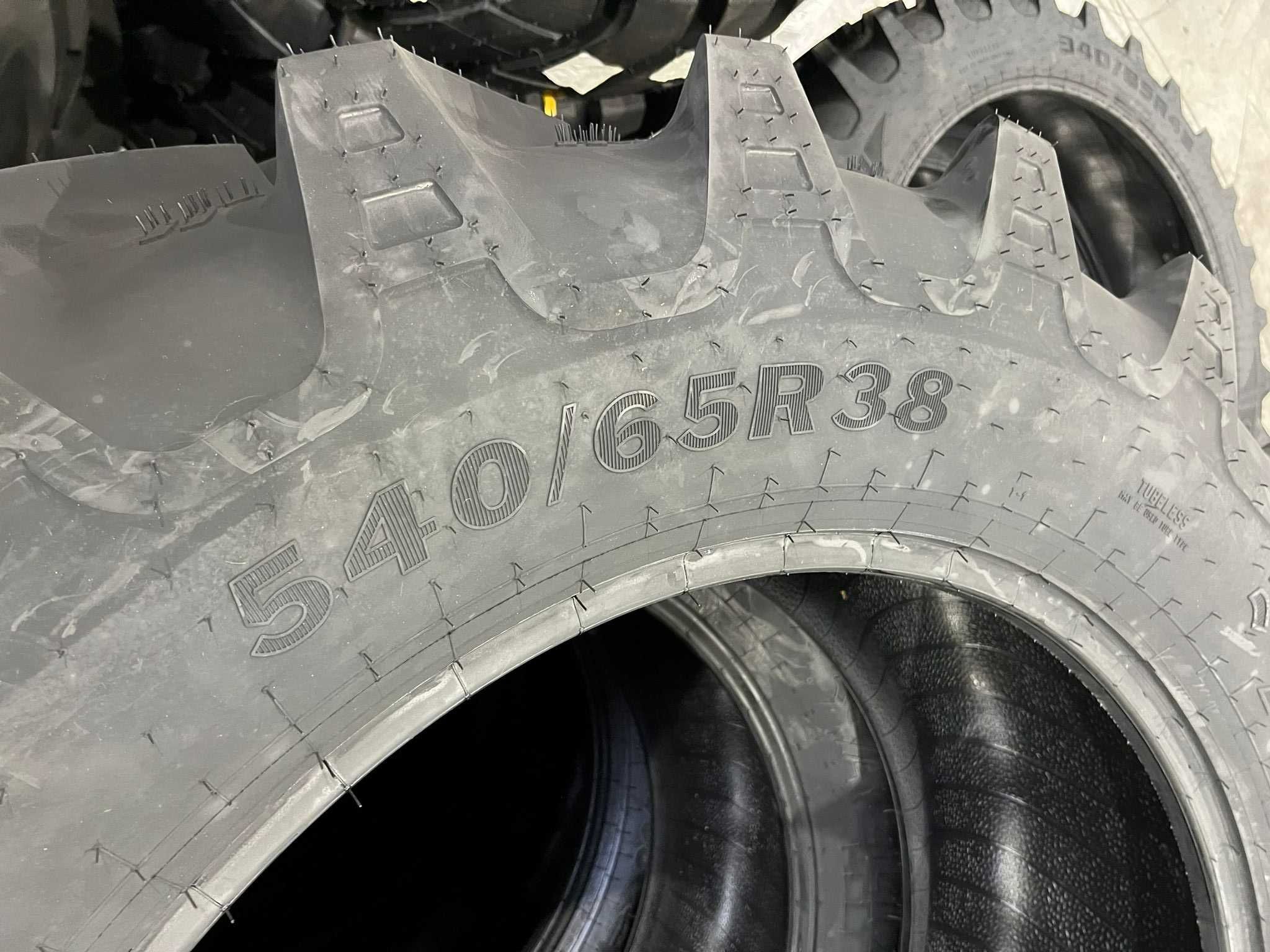 540/65R38 Alliance Cauciucuri Tractor spate Livrare oriunde in tara