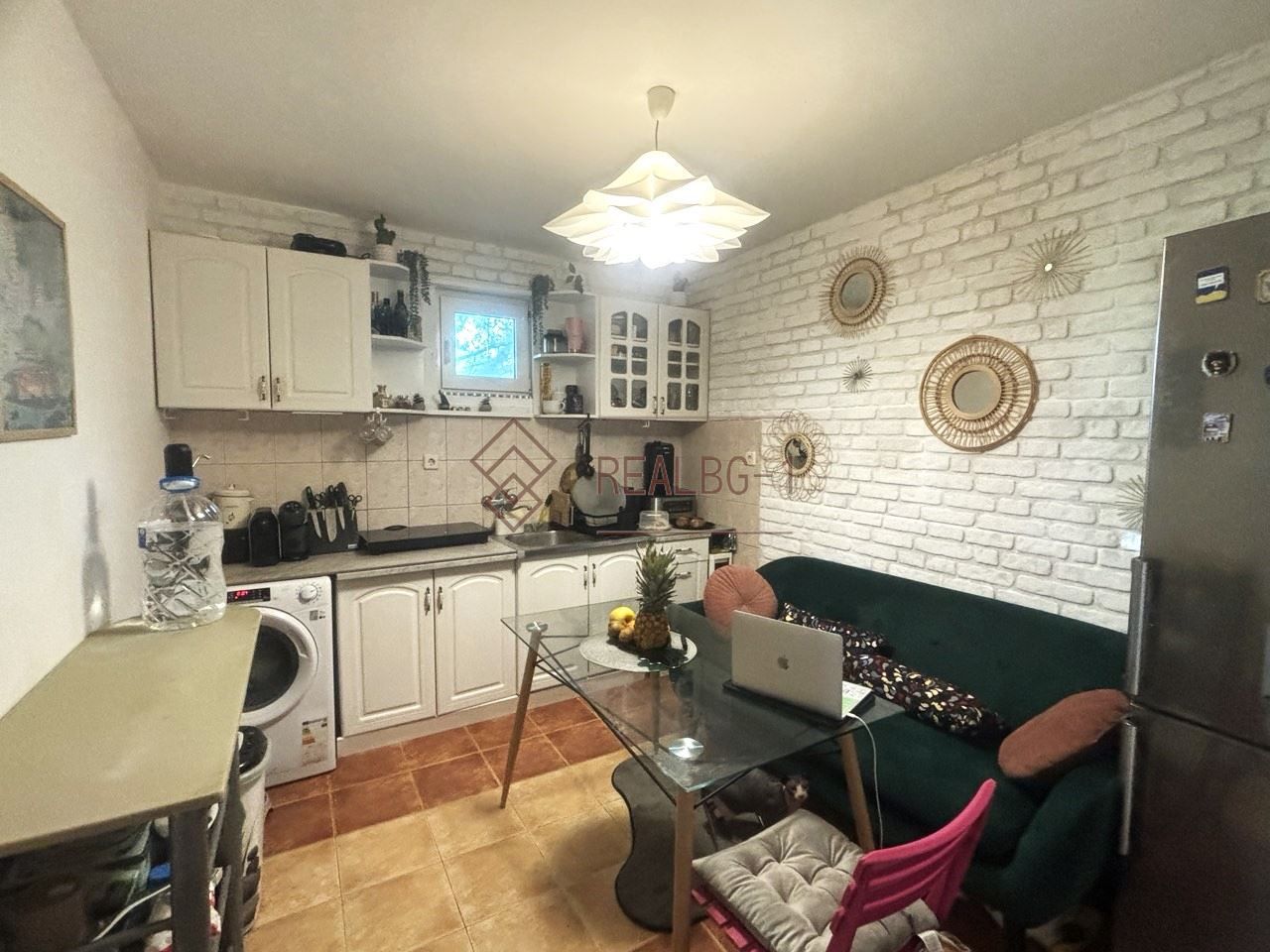 Продава се Тристаен апартамент в с. Кранево, Област Добрич - 85 кв.м за 800 €/кв.м - Снимка #2