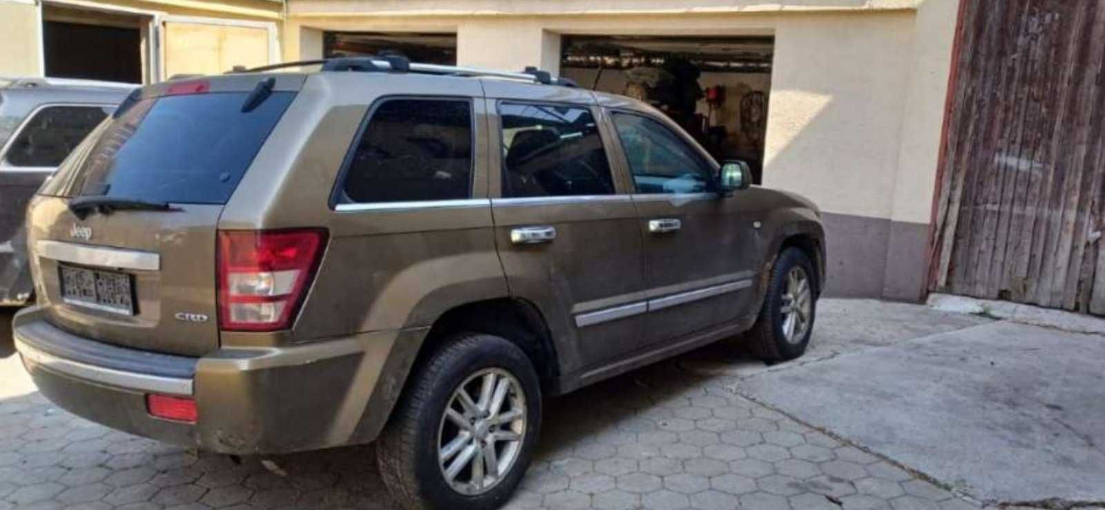 Jeep grand Cherokee на части