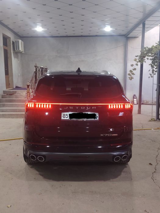 Jetour x70 plus 1.6t full pozisiya