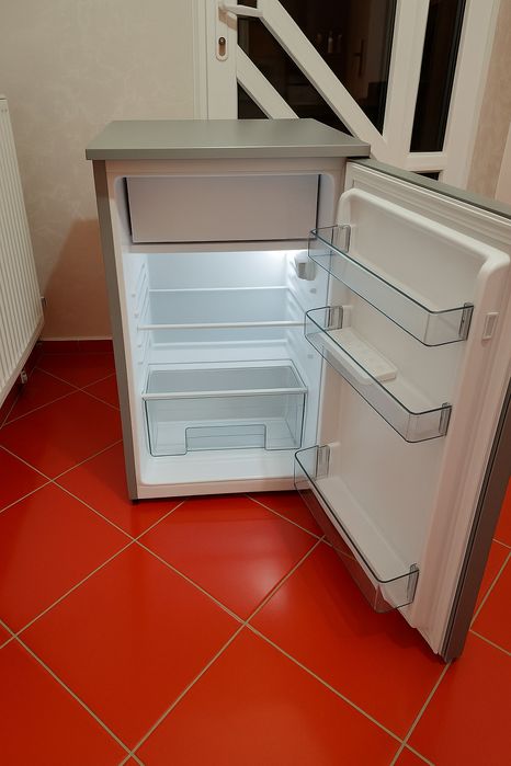 Frigider cu o usa SHARP