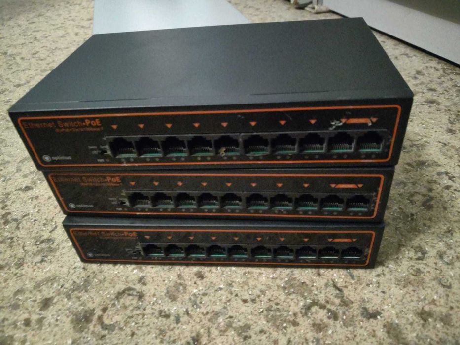 Продается сетевое оборудование - Маршрутизаторы, хаб, свитч