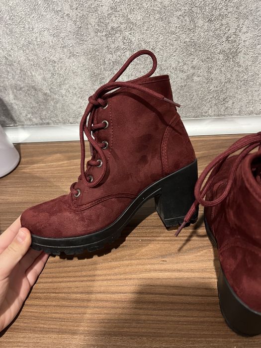 Боти цвят бордо
