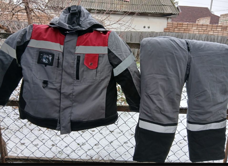 Продам костюм  спецовку