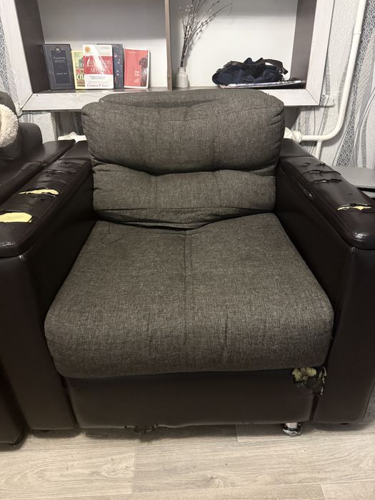 Продам диван и кресло вместе