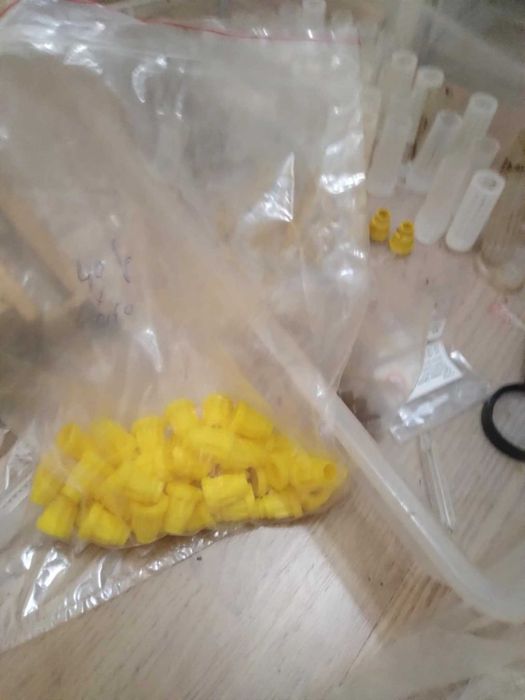 Продавам магазини и кошери втора ръка 15лв магазин