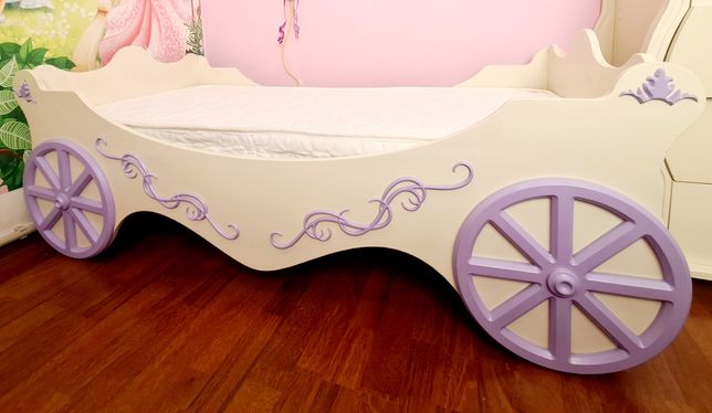 Кровать карета детская для девочки