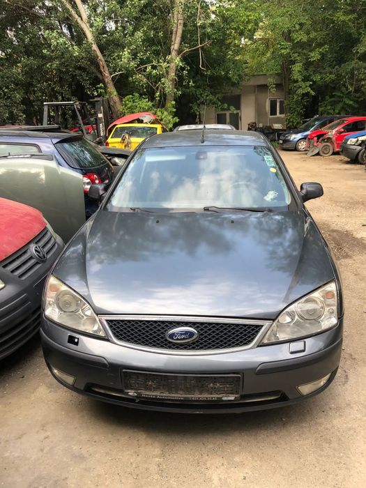 Far stanga/Far dreapta Ford Mondeo MK3 xenon Europa