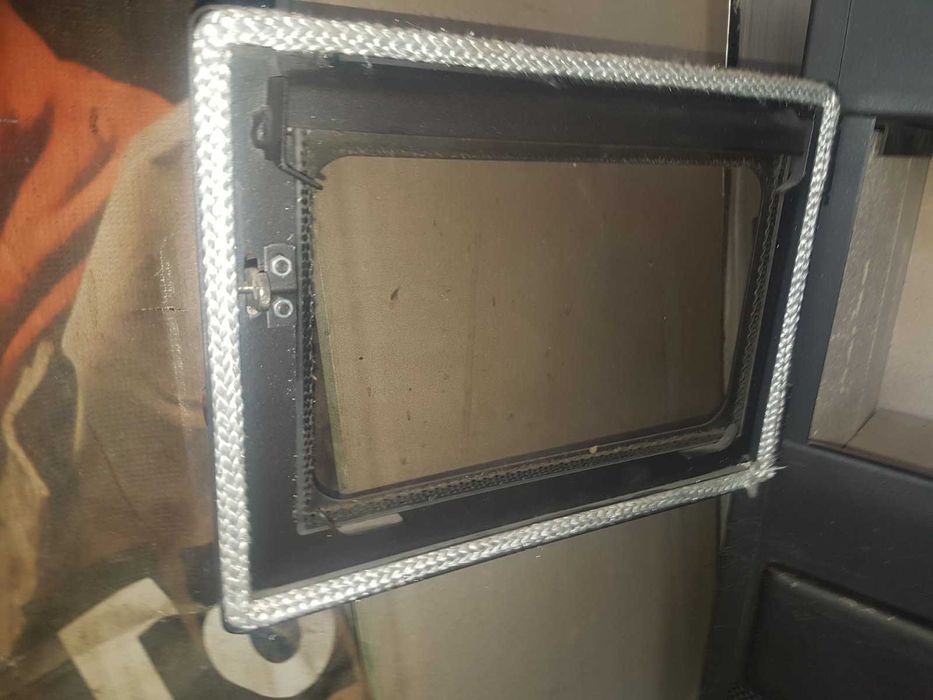 камина суха 9kW. Чисто нова