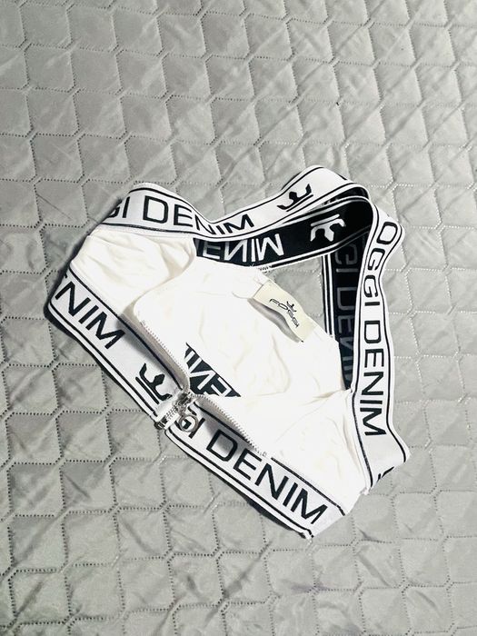 Bustiera Foggi impecabila