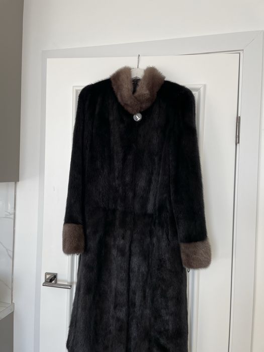 Продам новую норковую шубу