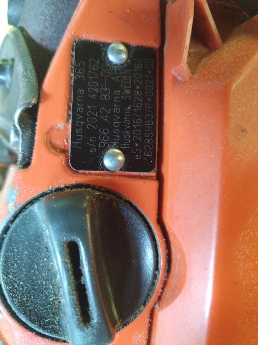 Vând husqvarna 365 stare bună