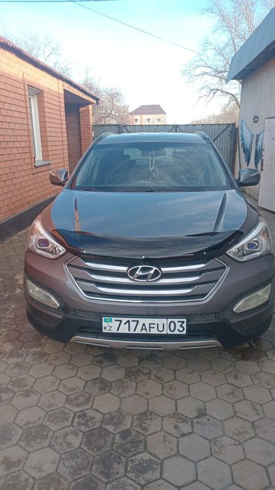 Продам Hyundai Santa fe 2014 года