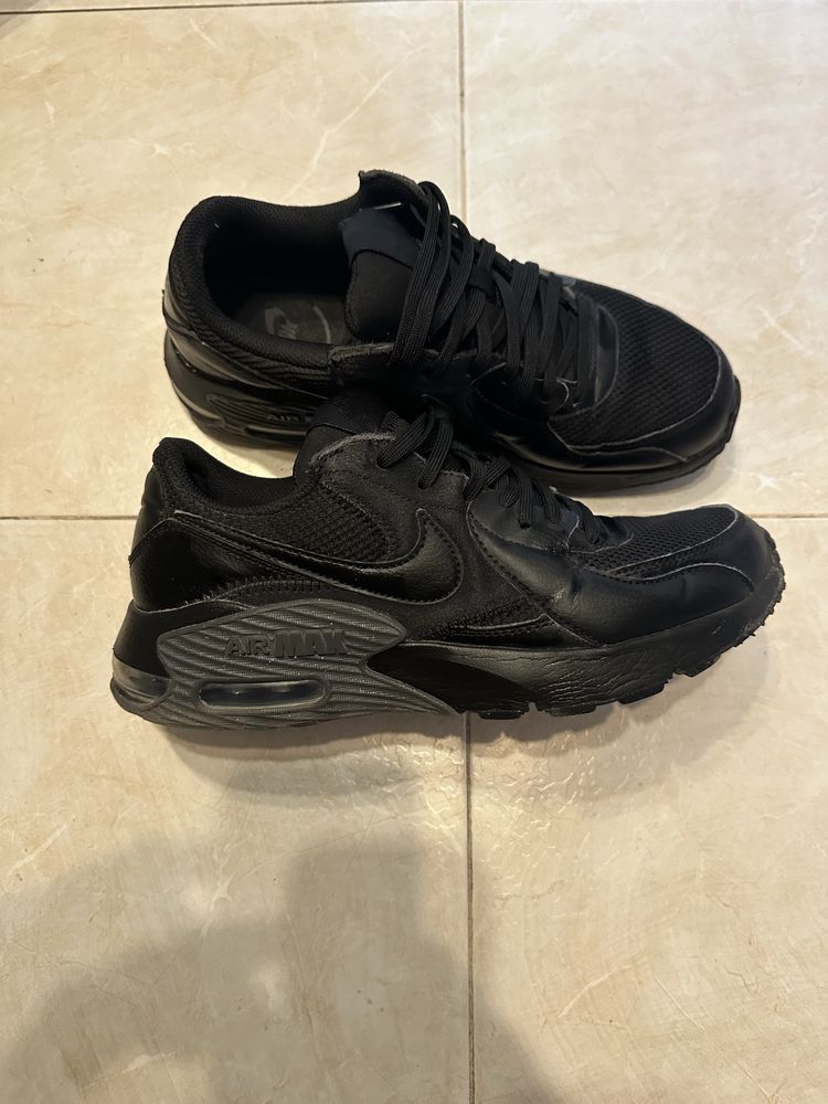 Nike 40 номер без следи от употреба
